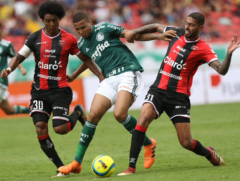 Alajuelense 0x6 Palmeiras