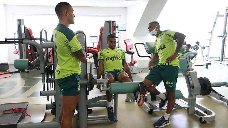 Papagaio, Wesley e Danilo fazem treino físico no Centro de Excelência do Palmeiras