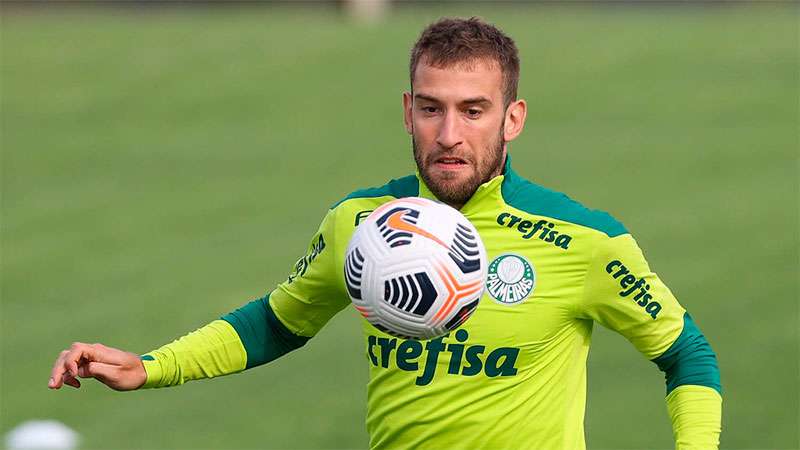 Alan Empereur em treino do Palmeiras