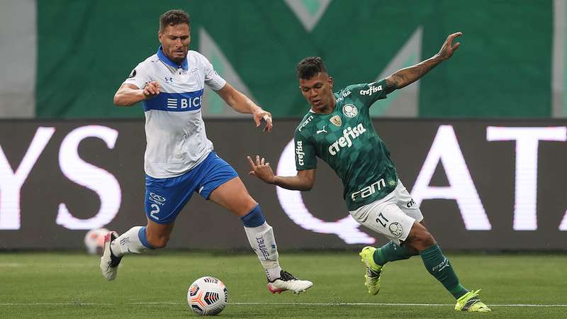 Gabriel Veron, do Palmeiras, em partida contra a Universidad Católica no Allianz Parque