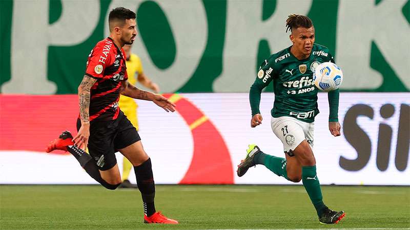 Gabriel Veron enfrenta o Athletico-PR no Allianz Parque, pelo Campeonato Brasileiro
