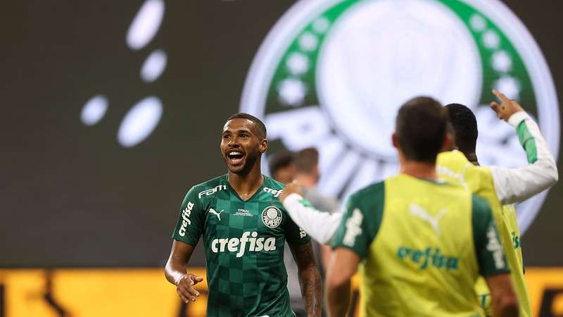 Wesley comemora seu gol pelo Palmeiras contra o Grêmio, na coquista da Copa do Brasil 2020.