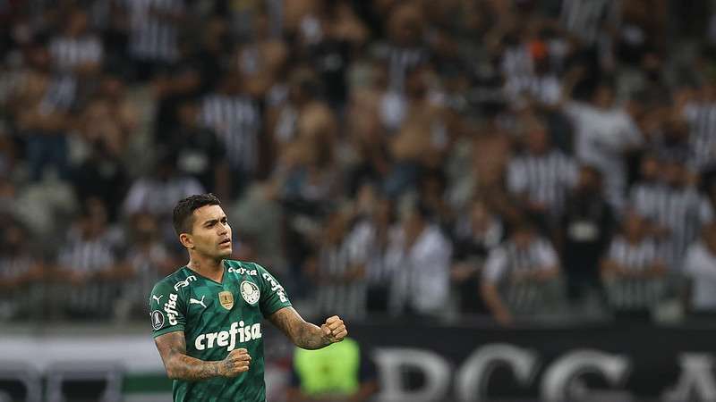 Dudu comemora seu gol pelo Palmeiras contra o Atlético-MG, durante segunda partida válida pelas semifinais da Libertadores 2021, no Mineirão.