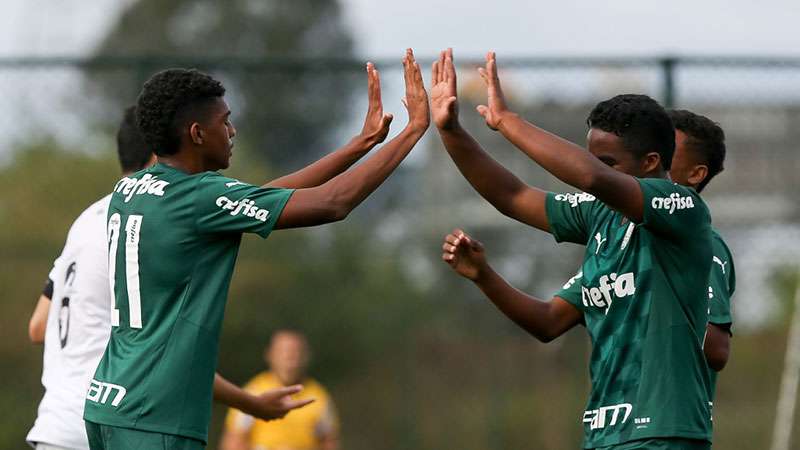 Sub-15 do Palmeiras vence o Fluminense e estreia na Nike Premier Cup com vitória.