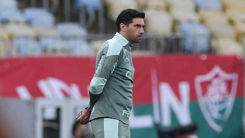 Abel Ferreira em jogo do Palmeiras contra o Fluminense, durante partida válida pela trigésima segunda rodada do Brasileirão 2021, no Maracanã.