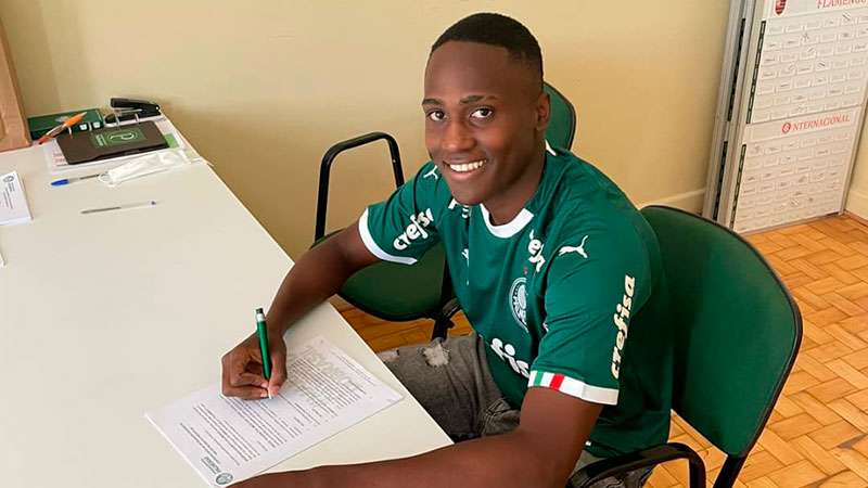 Palmeiras acerta contratação de Denzel, destaque do Paulista Sub-20 pela Itapirense.