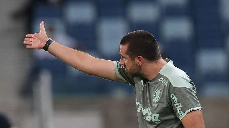 João Martins em jogo do Palmeiras contra o Cuiabá, durante partida válida pela trigésima sexta rodada do Brasileirão 2021, na Arena Pantanal.