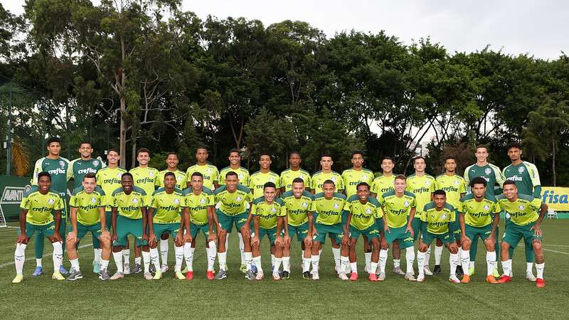Crias da Academia se preparam para a disputa da Copinha 2022.