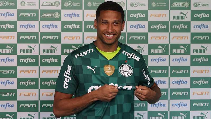 Murilo é apresentado como mais novo atleta do Palmeiras, na Academia de Futebol.