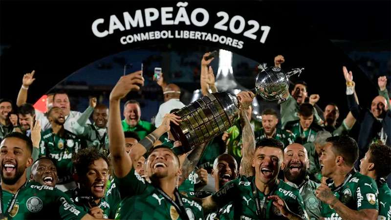 IFFHS aponta Palmeiras como melhor time do mundo em 2021.