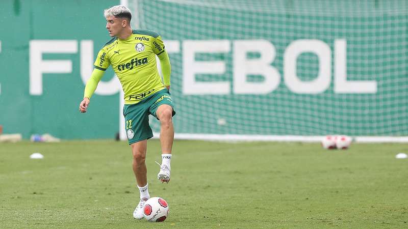 Piquerez durante treinamento do Palmeiras na Academia de Futebol, em São Paulo-SP.