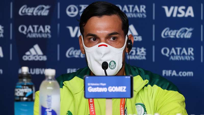 Gustavo Gomez concede entrevista coletiva pelo Palmeiras no Al Nahyan Stadium, em Abu Dhabi-EAU.