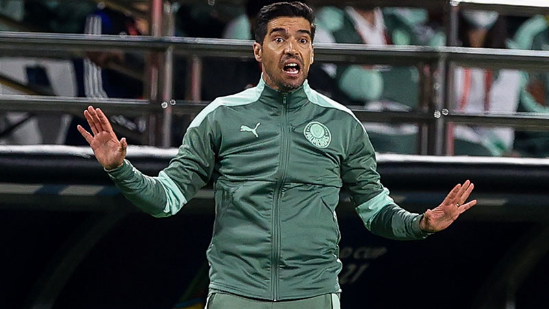 Abel analisa vitória sobre Al Ahly e diz que Palmeiras foi ‘competitivo e adulto’.
