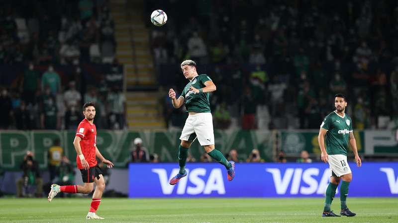 Piquerez durante partida entre Palmeiras e Al Ahly-EGI no primeiro jogo do Mundial de Clubes da FIFA 2021, no Al Nahyan Stadium, em Abu Dhabi-EUA.