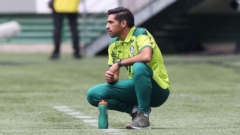 Abel Ferreira em jogo do Palmeiras contra o SPFC, durante segunda partida válida pela final do Paulistão 2022, no Allianz Parque.