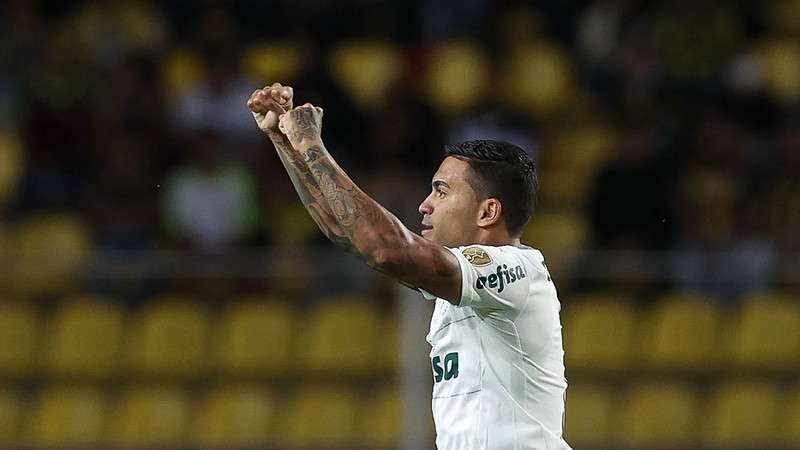 Dudu comemora seu gol pelo Palmeiras contra o Deportivo Táchira, durante partida válida pela fase de grupos da Libertadores 2022, no Estádio Pueblo Nuevo.