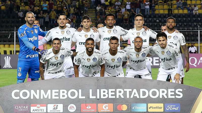 Palmeiras posa para foto oficial em jogo contra o Deportivo Táchira, durante partida válida pela fase de grupos da Libertadores 2022, no Estádio Pueblo Nuevo.