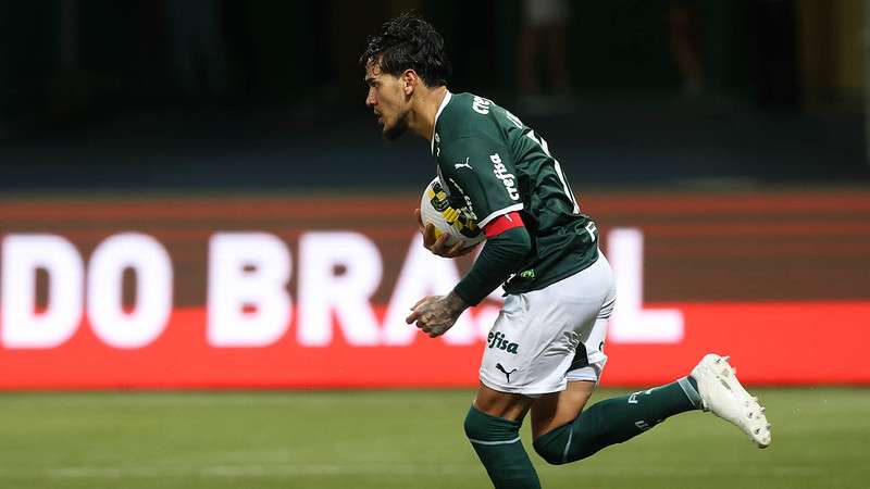 Gustavo Gómez comemora seu gol pelo Palmeiras contra o Ceará, durante partida válida pela primeira rodada do Brasileirão 2022, no Allianz Parque.