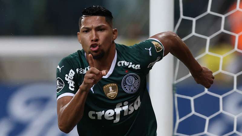 Rony comemora seu gol pelo Palmeiras contra o Independiente Petrolero, durante partida válida pela fase de grupos da Libertadores 2022, no Allianz Parque.