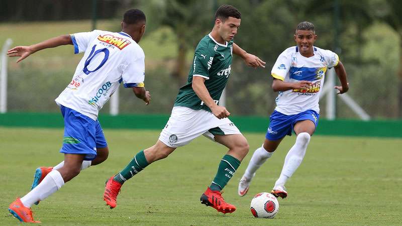 Fabinho durante partida entre Palmeiras e São José-SP, válida pela primeira fase do Campeonato Paulista Sub-20, na Acadebia de Futebol 2, em Guarulhos-SP.