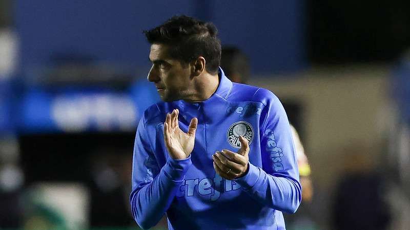 Abel Ferreira em jogo do Palmeiras contra a Juazeirense, durante partida válida pela fase um dezesseis avos da Copa do Brasil 2022, no Estádio do Café.