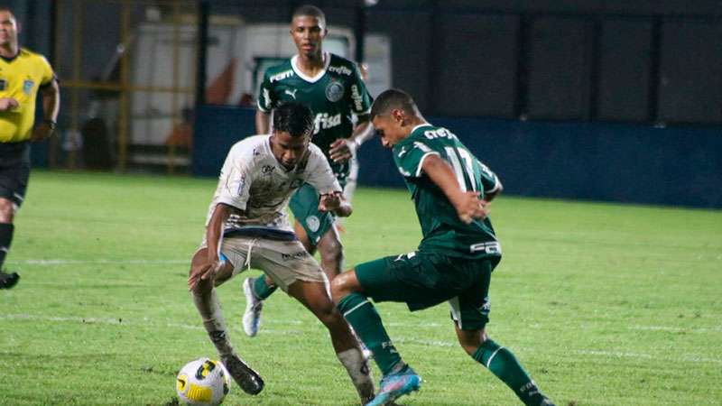 Com gol no final, Palmeiras vence mais uma no Paulista Sub-20; Sub-17 avança na Copa do Brasil.