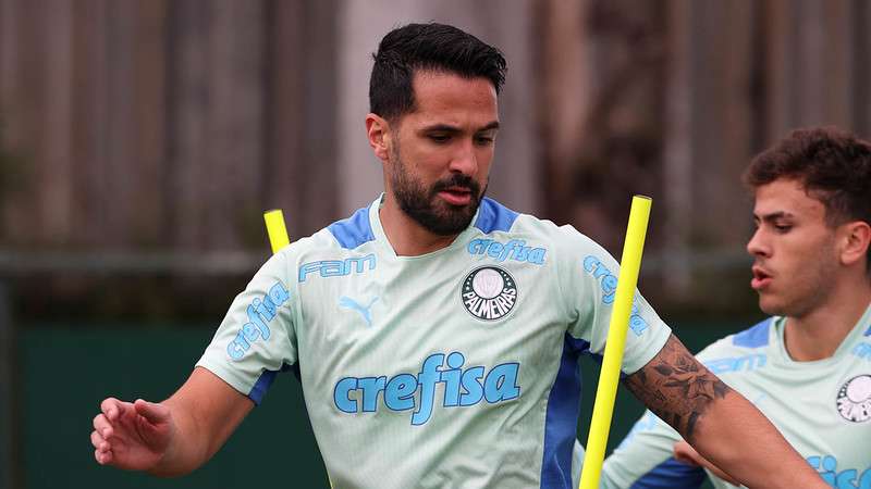 Luan durante treinamento do Palmeiras, na Academia de Futebol.