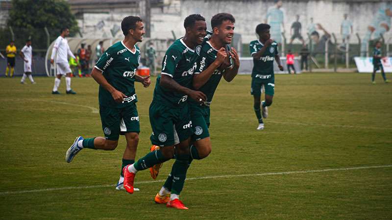 Sub-20 do Palmeiras goleia União Mogi e mantém 100% de aproveitamento no Campeonato Paulista.