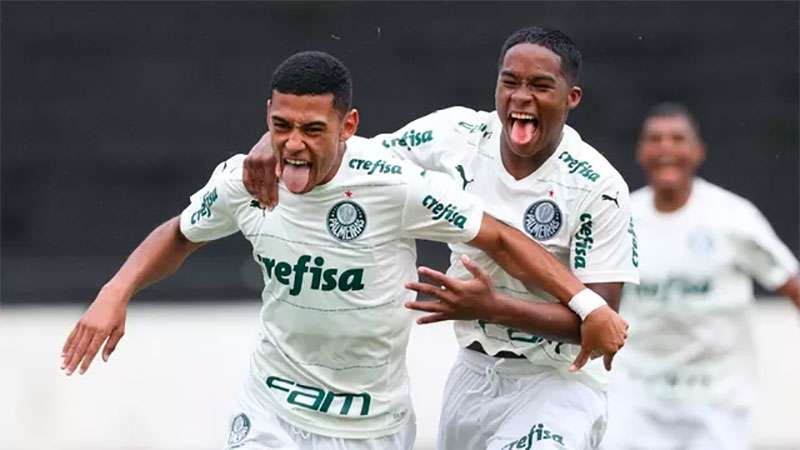 Sub-17 do Palmeiras goleia Sport e larga na frente na semifinal da Copa do Brasil.