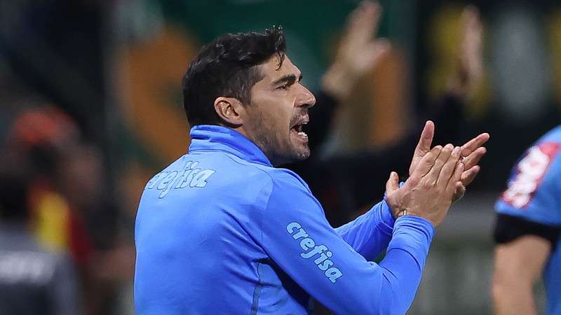 Abel Ferreira em jogo do Palmeiras contra o Athletico-PR, durante partida válida pela décima quinta rodada do Brasileirão 2022, no Allianz Parque.