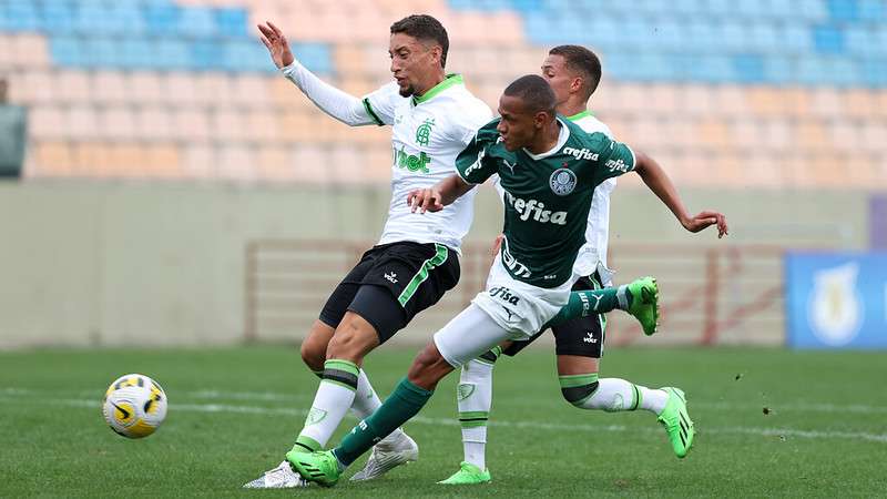 Palmeiras em partida contra o América-MG, válida pela nona rodada do Campeonato Brasileiro Sub-20, na Arena Barueri, em Barueri-SP.