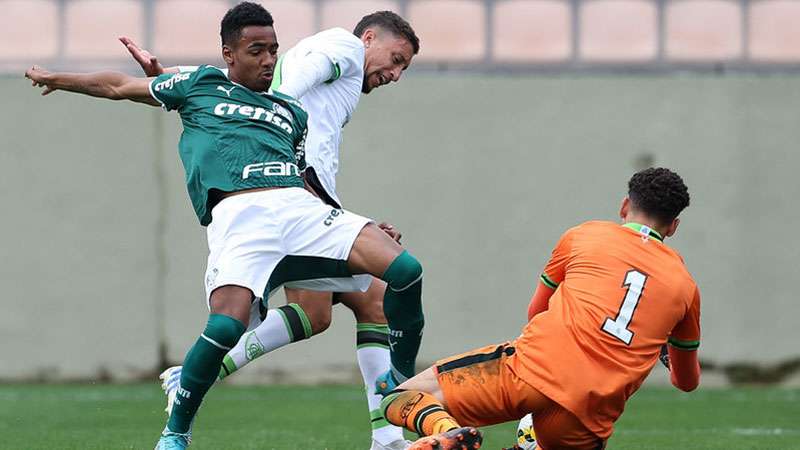 Palmeiras em partida contra o América-MG, válida pela nona rodada do Campeonato Brasileiro Sub-20, na Arena Barueri, em Barueri-SP.