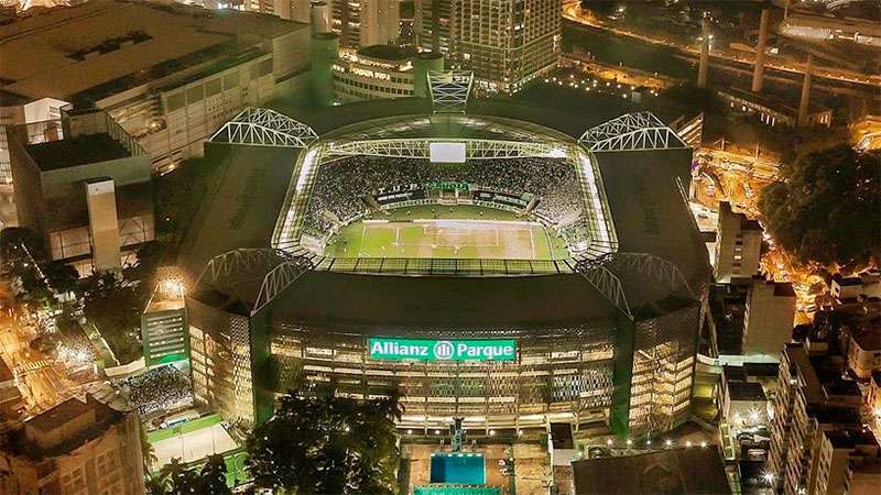 Coldplay adia shows e Palmeiras pode jogar Choque-Rei no Allianz Parque.