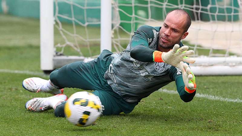 Marcelo Lomba durante treinamento, do Palmeiras na Academia de Futebol.