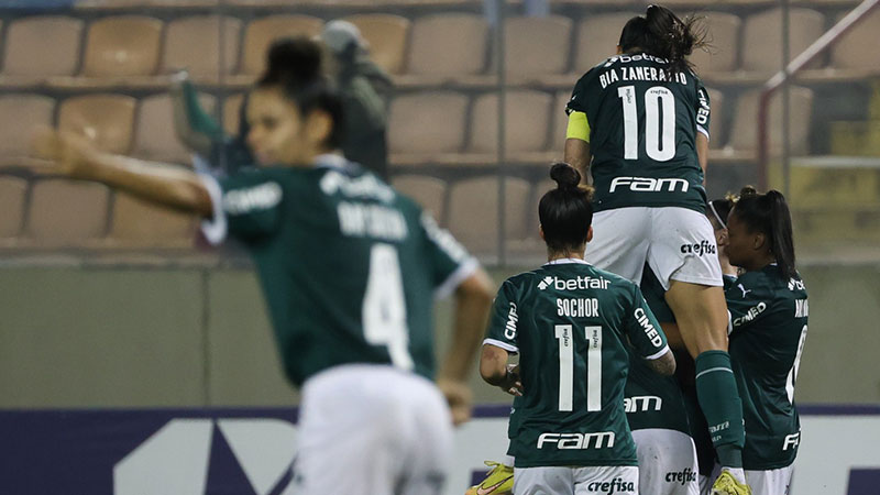 Andressinha marca, Palmeiras vence Ferroviária e avança à final do Paulista Feminino.