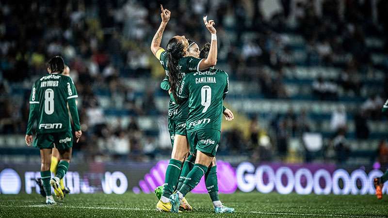 Palmeiras marca no fim e bate o Santos no 1º jogo da final do Paulista  Feminino