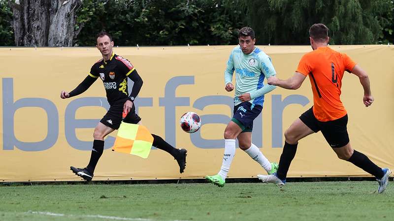 Miguel Merentiel durante jogo-treino do Palmeiras contra o Desportivo Brasil, na Academia de Futebol.