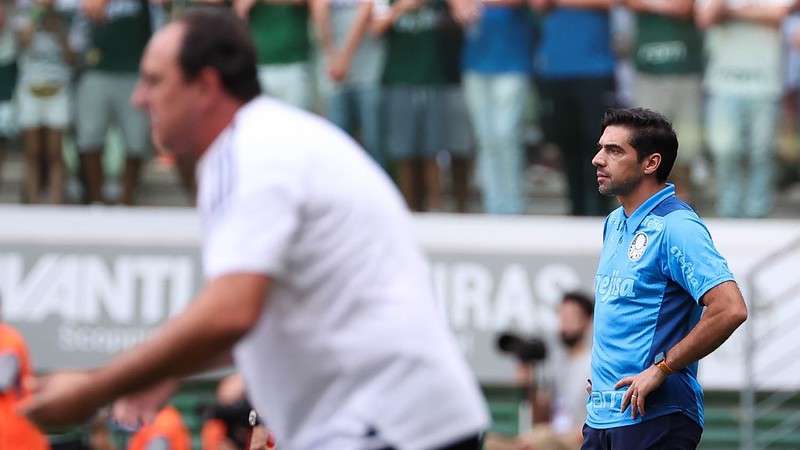 Abel Ferreira em jogo do Palmeiras contra o SPFC, durante partida válida pela terceira rodada do Paulistão 2023, no Allianz Parque.