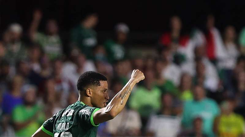 Murilo comemora seu gol pelo Palmeiras no clássico contra o Santos, durante partida válida pela sexta rodada, do Paulistão 2023, no Morumbi.