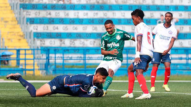 Palmeiras é superado pelo Bahia na estreia do Brasileiro Sub-20.