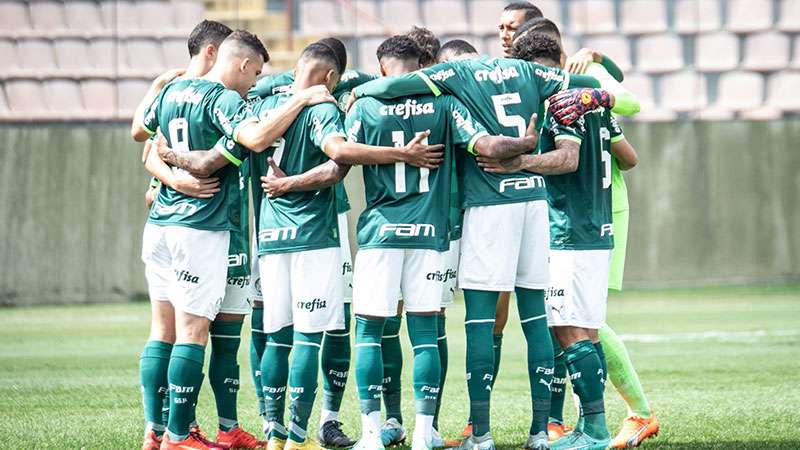 Sub-20 do Palmeiras sofre revés para o Athletico-PR no Campeonato Brasileiro.