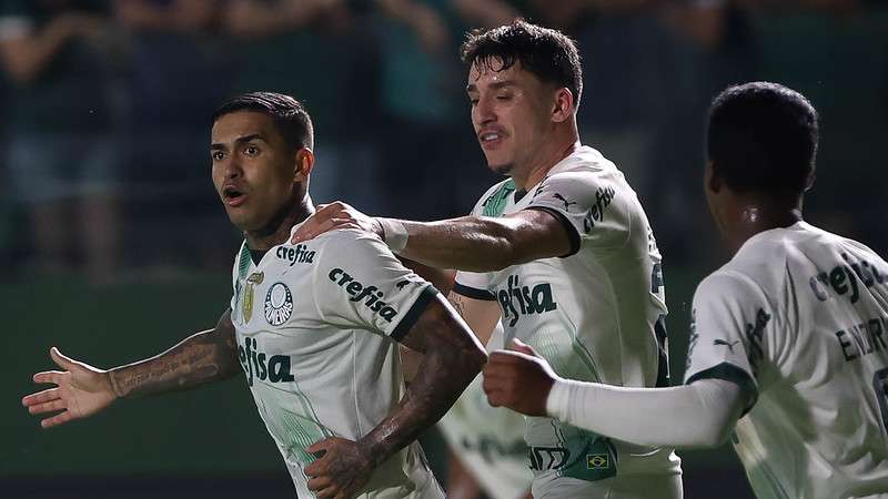 Dudu comemora seu gol pelo Palmeiras contra o Goiás, durante partida válida pela quarta rodada do Brasileirão 2023, no Hailé Pinheiro.