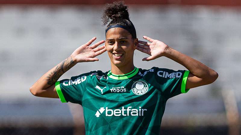 Amanda Gutierres brilha e Palmeiras goleia Ferroviária pelo Brasileiro Feminino.