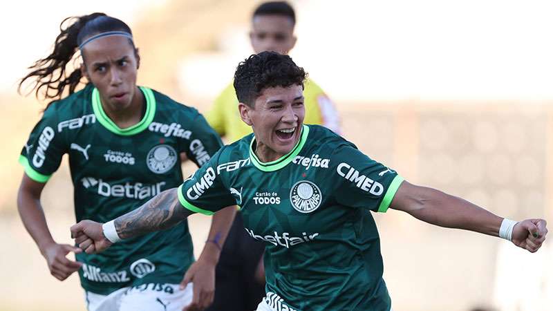 Com gol no final, Palmeiras vira e vence o Grêmio no Brasileiro Feminino.