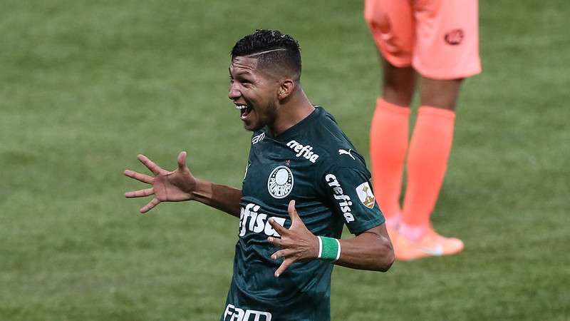 Rony comemora seu gol pelo Palmeiras contra o Bolívar, durante partida válida pela fase de grupos da Libertadores 2020, no Allianz Parque.