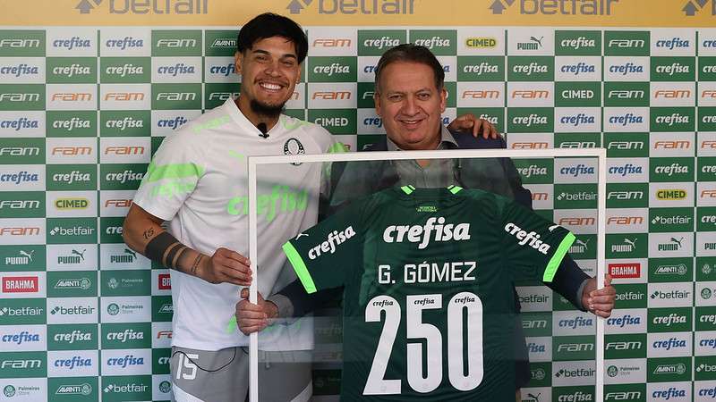 Gustavo Gómez iguala Ademir da Guia como capitão mais vencedor do