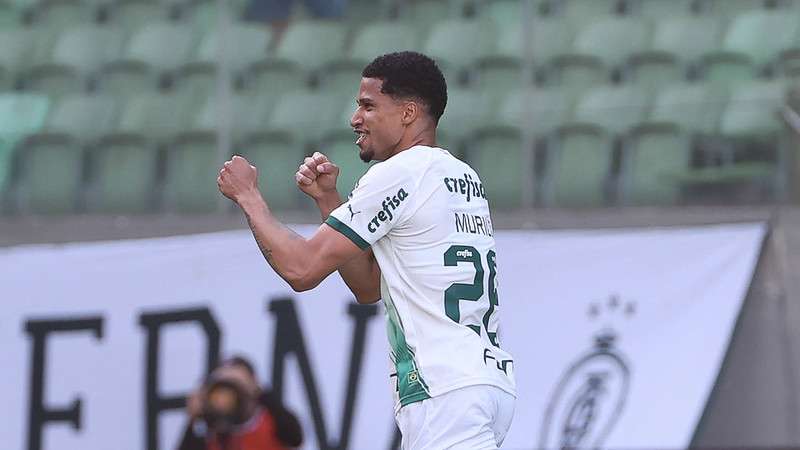 Murilo comemora seu gol pelo Palmeiras contra o América-MG, durante partida válida pela décima sétima rodada do Brasileirão 2023, no Independência.