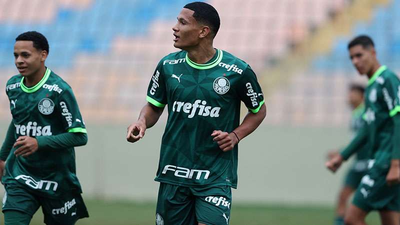 Sub-15 e Sub-17 do Palmeiras seguem rotina de vitórias no Campeonato Paulista.