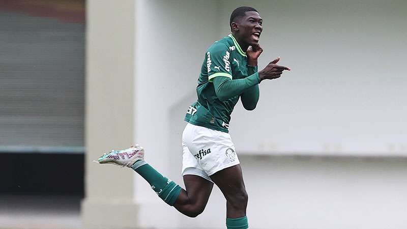 Sub-15 e Sub-17 do Palmeiras seguem rotina de vitórias no Campeonato Paulista.