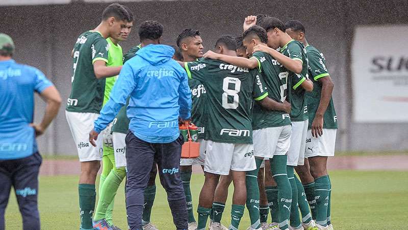 Brasileiro Sub-17: Palmeiras vence Bahia fora de casa e disputa liderança na última rodada.